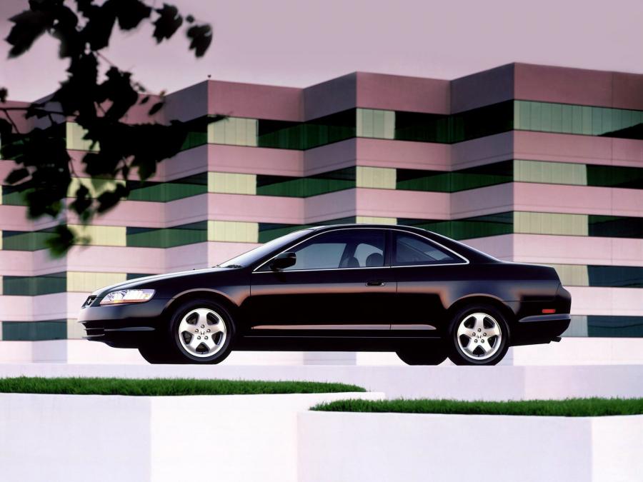 Honda Accord Coupe 1998 года  (US) (фото 8 из 11)